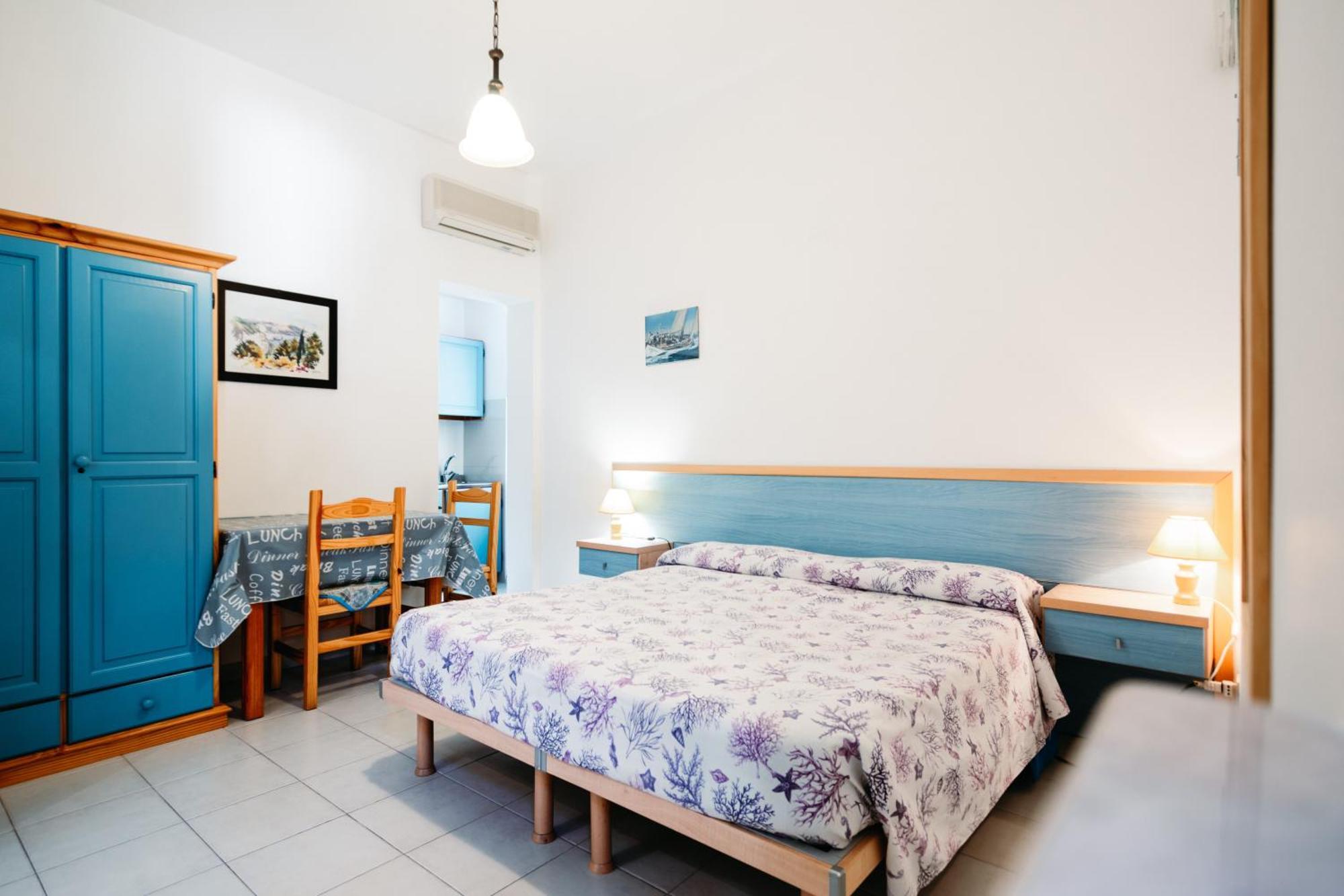 La Apartahotel