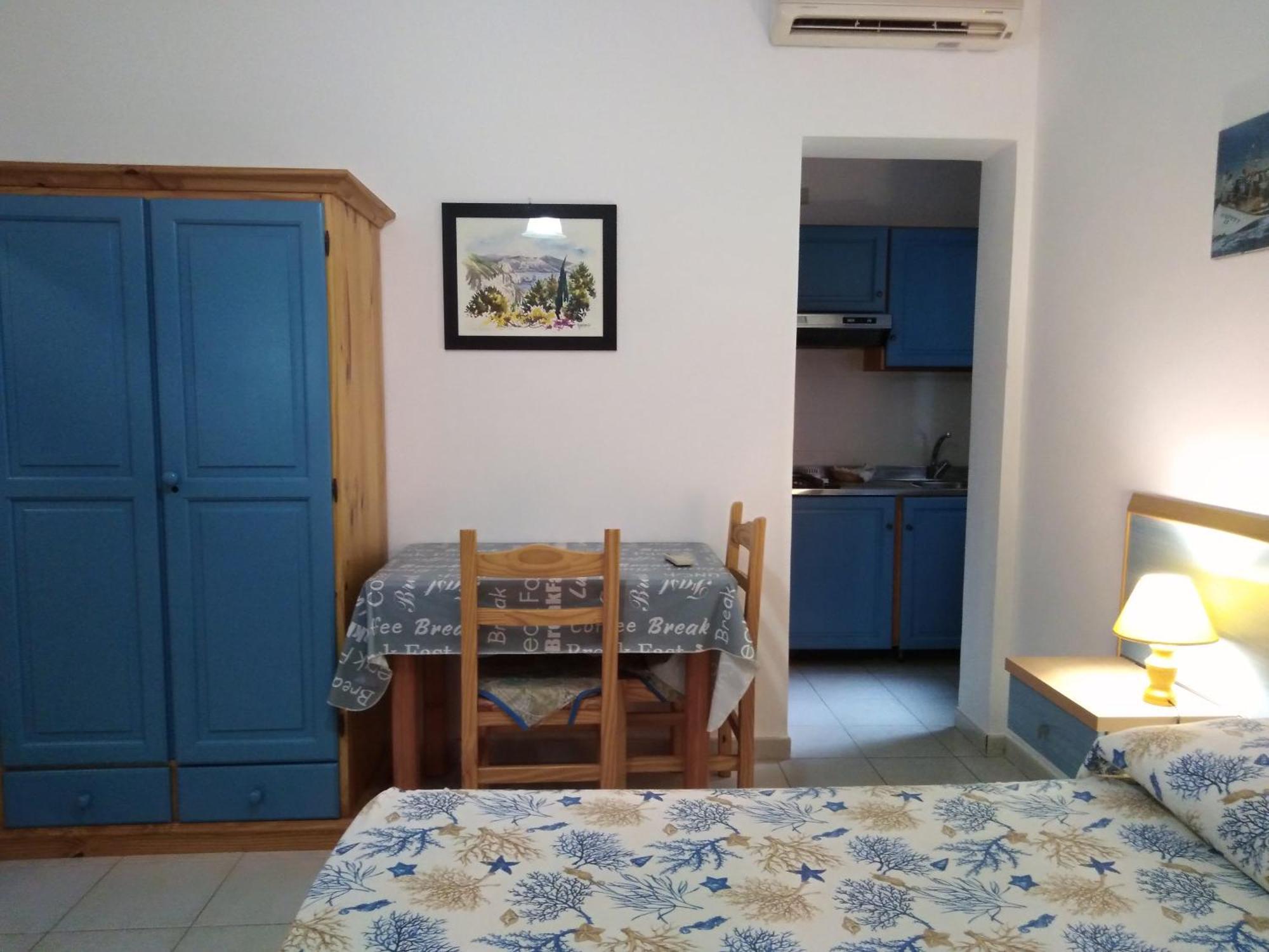 La Apartahotel 4*